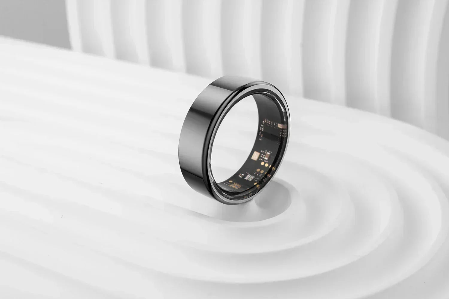 R02 Smart Ring with Charging Case