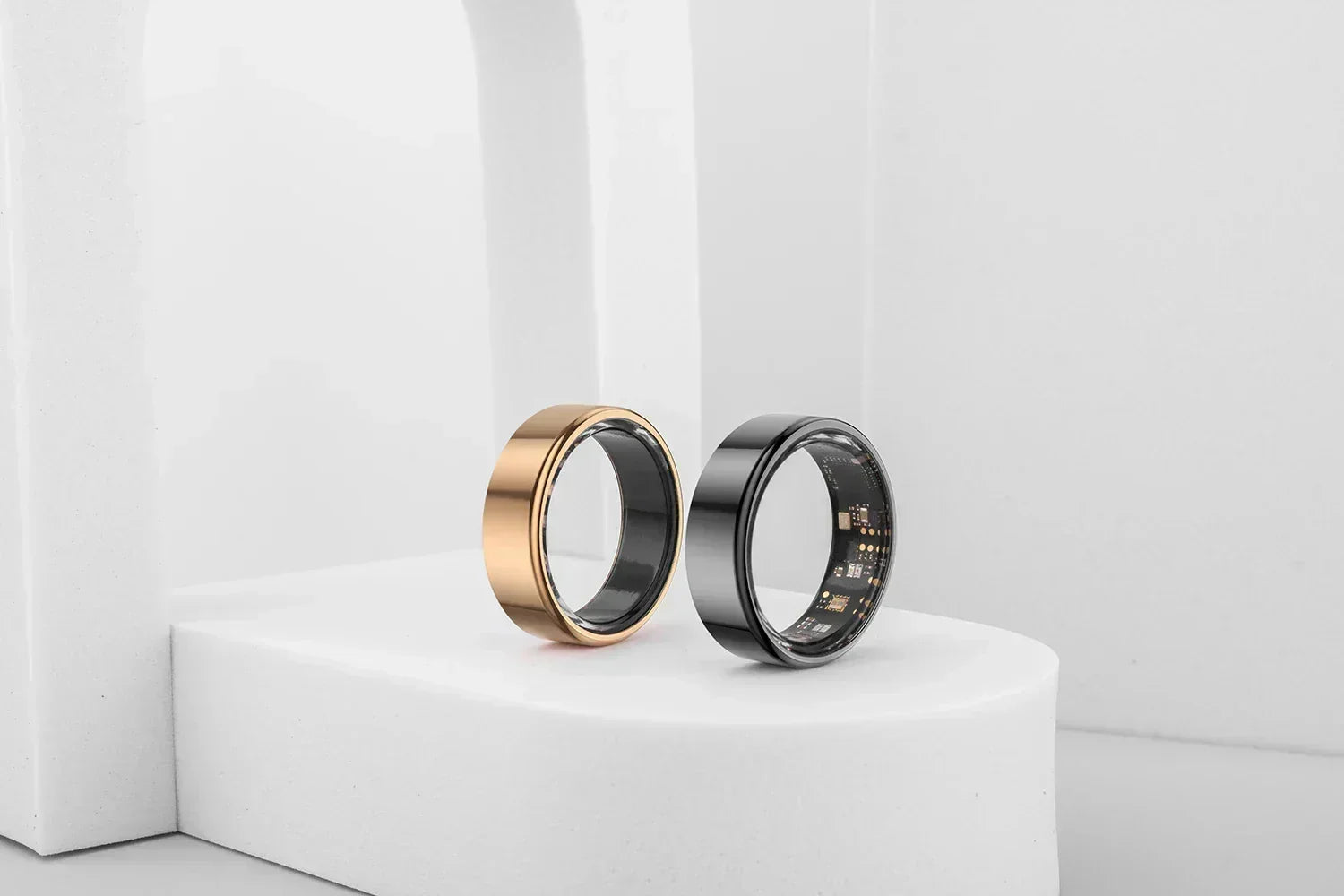 R02 Smart Ring with Charging Case