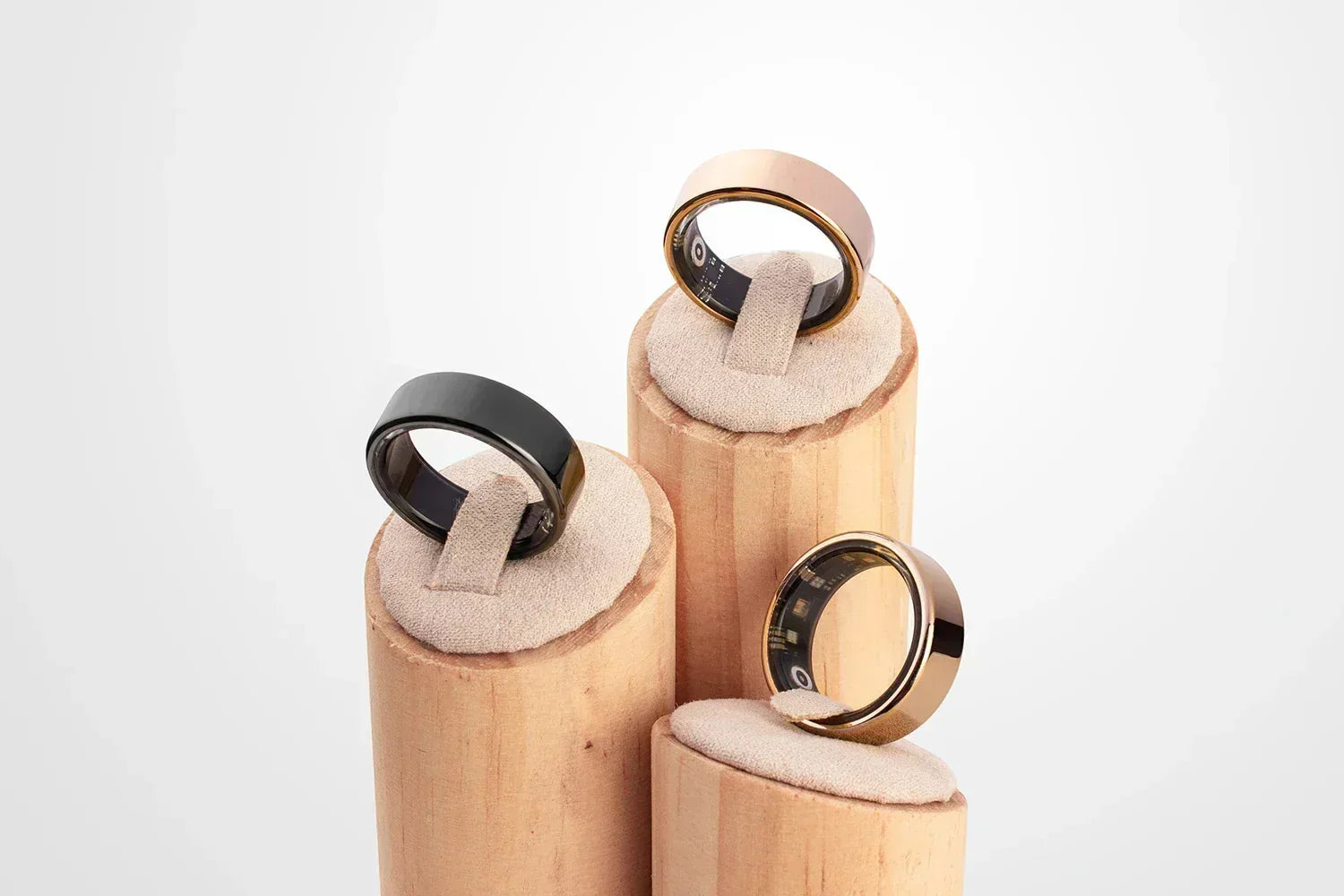 R02 Smart Ring with Charging Case